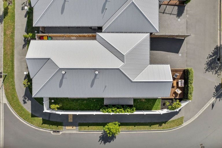 Photo of property in 7 Eminence Drive, Northwood, Christchurch, 8051