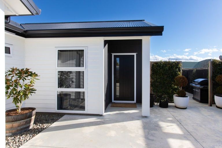 Photo of property in 10a Manila Street, Dannevirke, 4930