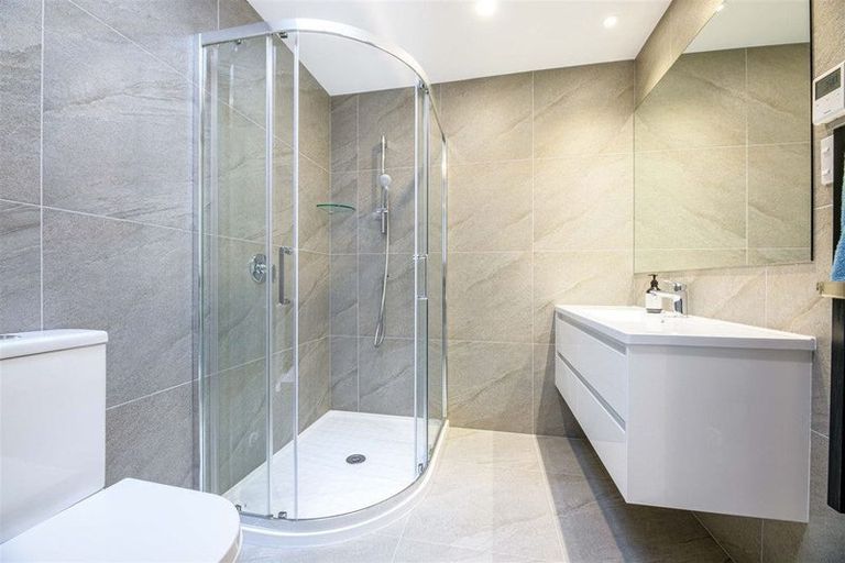 Photo of property in 14 Moki Place, Long Bay, Auckland, 0630