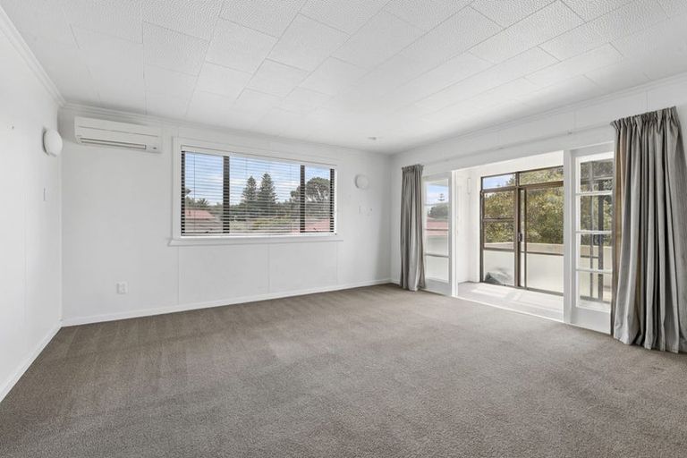 Photo of property in 27 Elizabeth Street, Orewa, 0931