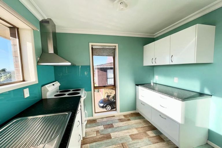 Photo of property in 12 Kukupa Road, Sunnyvale, Auckland, 0612