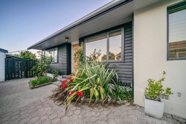 Photo of property in 2/16 Claymore Street, Woolston, Christchurch, 8062
