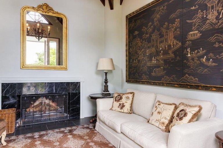 Photo of property in 4 Sierra Court, Roslyn, Palmerston North, 4414