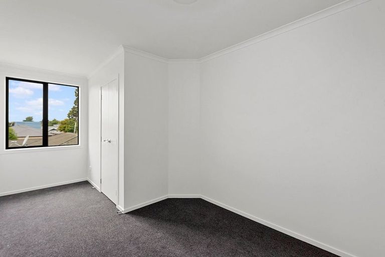 Photo of property in 1 Inverness Avenue, Hamilton East, Hamilton, 3216