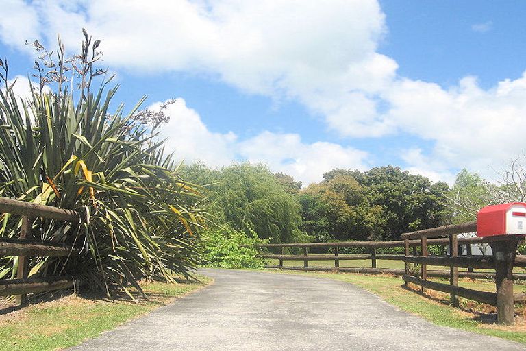 Photo of property in 7 No 2 Road, Te Puke, 3182