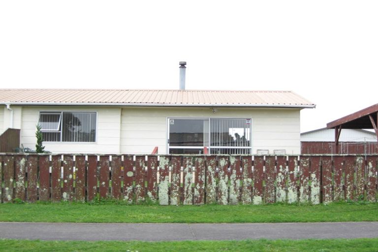 Photo of property in 67b Hume Street, Waitara, 4320
