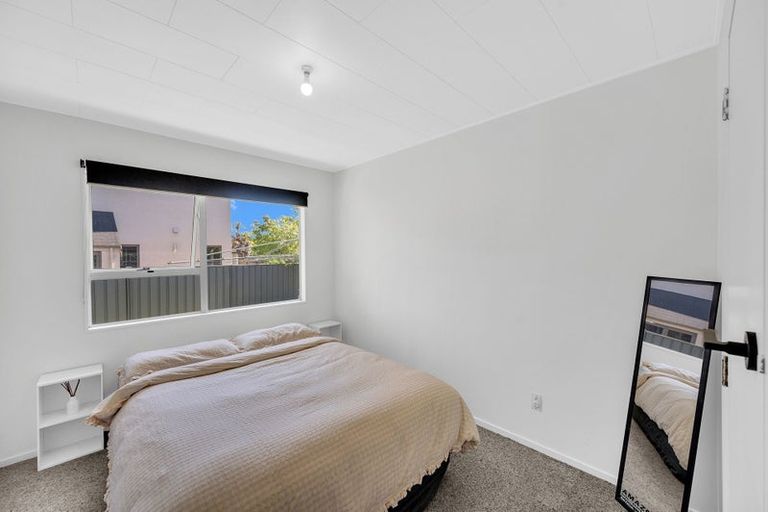 Photo of property in 14 Williamson Road, Clive, 4102