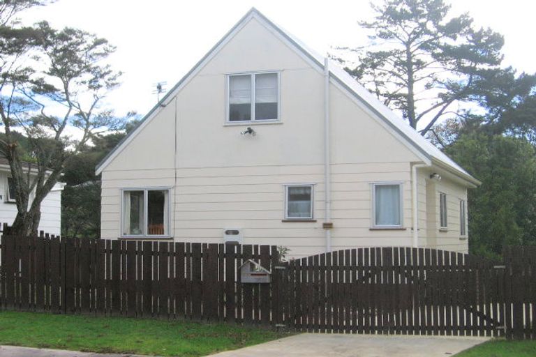 Photo of property in 68 Helena Street, Massey, Auckland, 0614