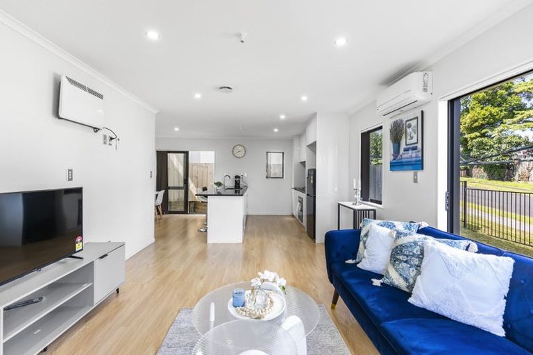 Photo of property in 1 Kendall Court, Wattle Downs, Auckland, 2103