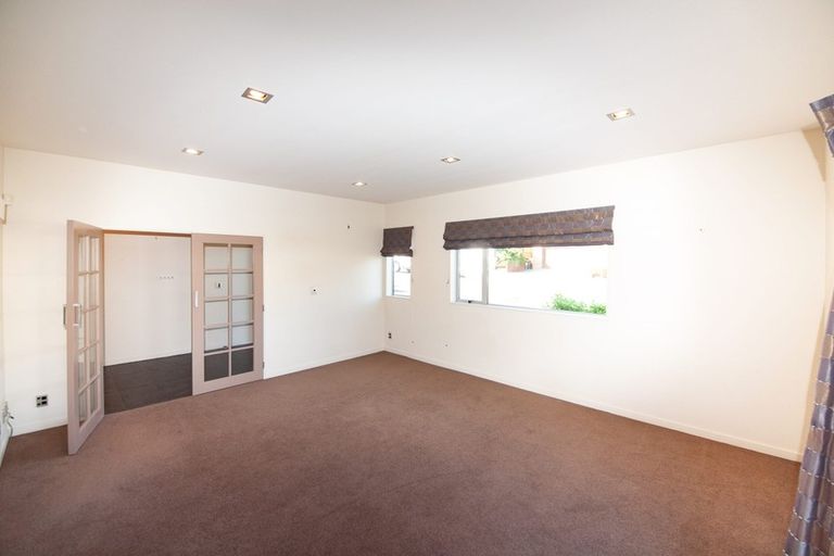 Photo of property in 3 Sedgley Grove, Churton Park, Wellington, 6037