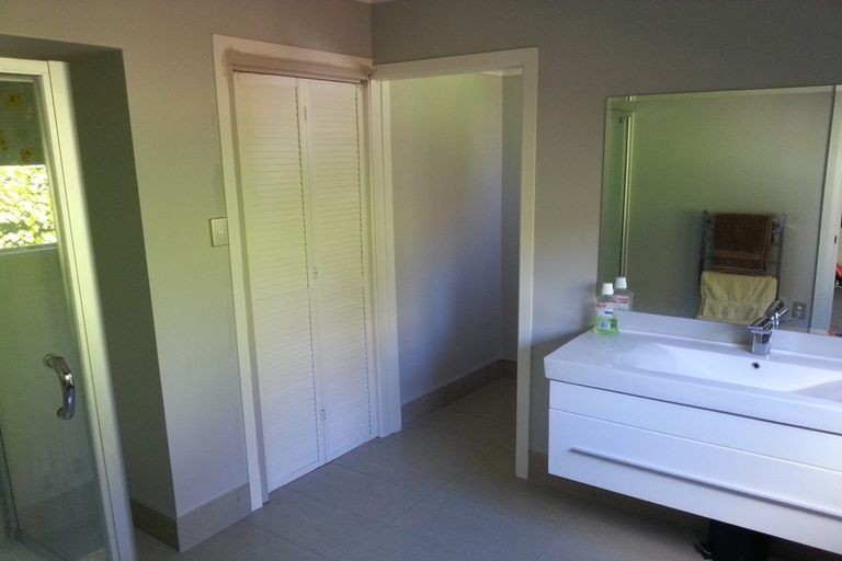 Photo of property in 79 Hinau Street, Riccarton, Christchurch, 8041