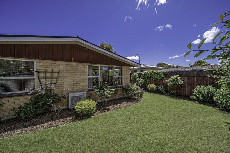 Photo of property in 226 Waimairi Road, Ilam, Christchurch, 8041