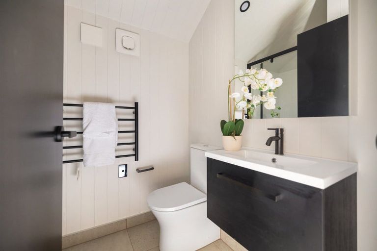 Photo of property in 13 O'meara Street, Swanson, Auckland, 0614