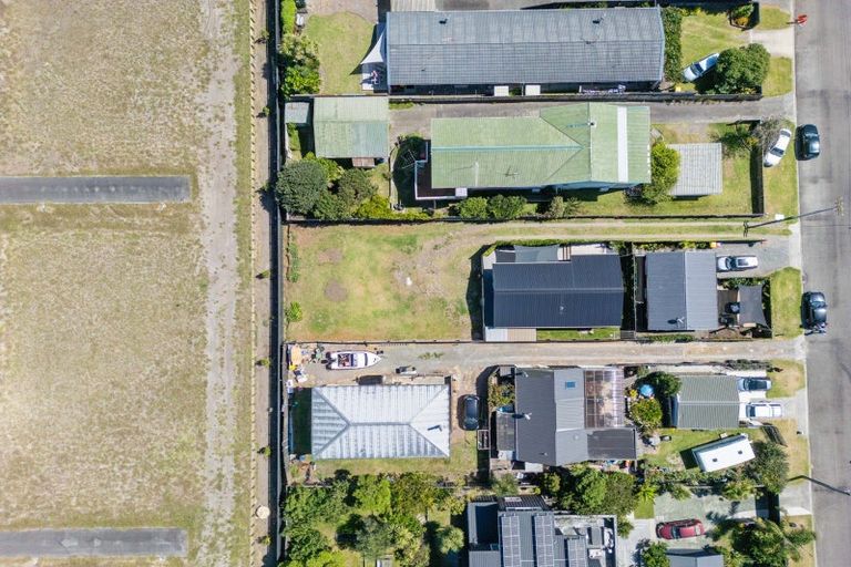Photo of property in 94b Simpson Road, Papamoa Beach, Papamoa, 3118