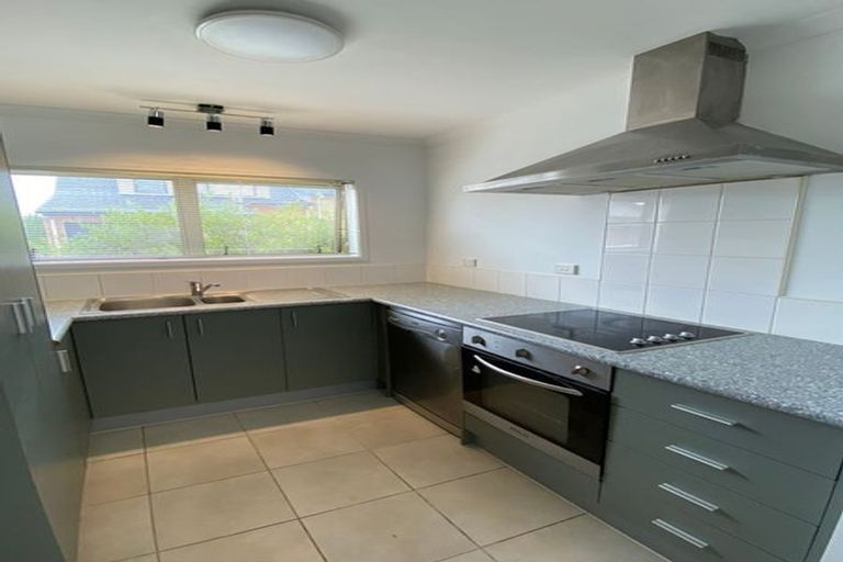 Photo of property in St Claire Village, 122/172 Mcleod Road, Te Atatu South, Auckland, 0610
