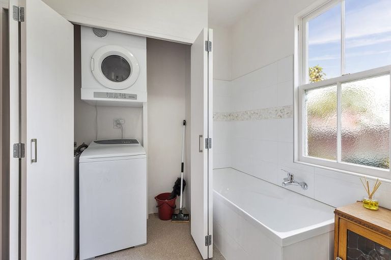 Photo of property in 131 Aro Street, Aro Valley, Wellington, 6021