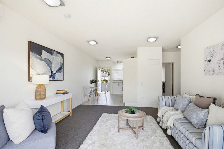 Photo of property in Monterey Apartments, 36/232 Middleton Road, Glenside, Wellington, 6037