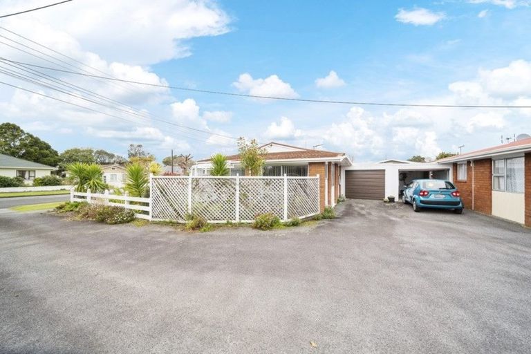 Photo of property in 124b Govett Avenue, Frankleigh Park, New Plymouth, 4310