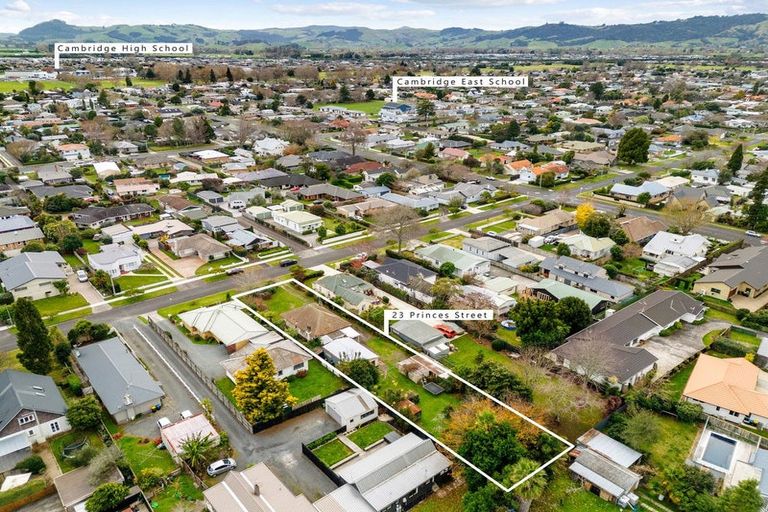 Photo of property in 23 Princes Street, Cambridge, 3434