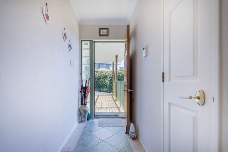 Photo of property in 8 Landel Place, Whitianga, 3510