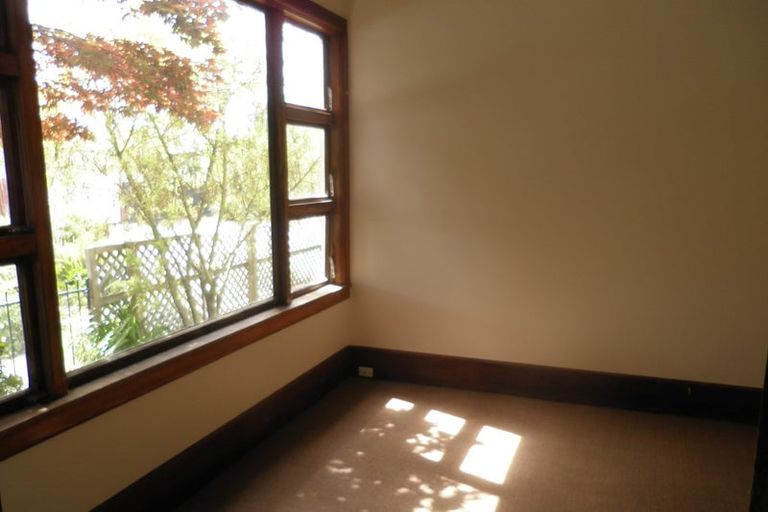 Photo of property in 90 Grafton Street, Waltham, Christchurch, 8011