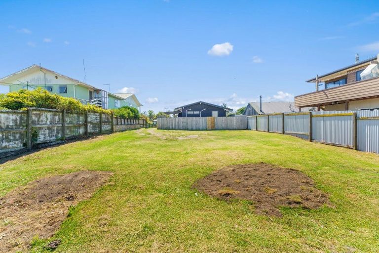 Photo of property in 94b Simpson Road, Papamoa Beach, Papamoa, 3118
