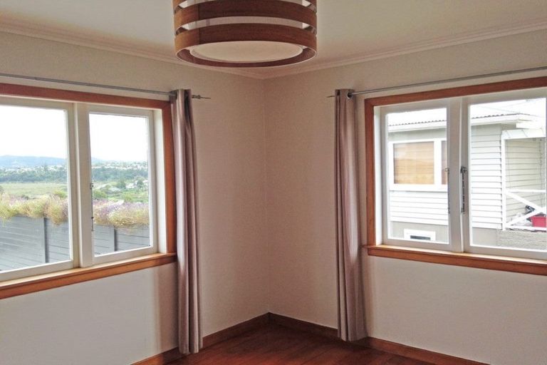 Photo of property in 6 Handforth Street, Onerahi, Whangarei, 0110