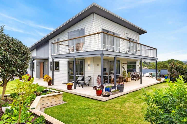 Photo of property in 11 Mer Place, Bay View, Napier, 4104