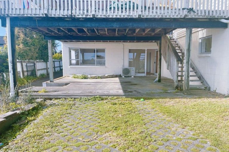 Photo of property in 9 Statesman Street, Henderson, Auckland, 0612
