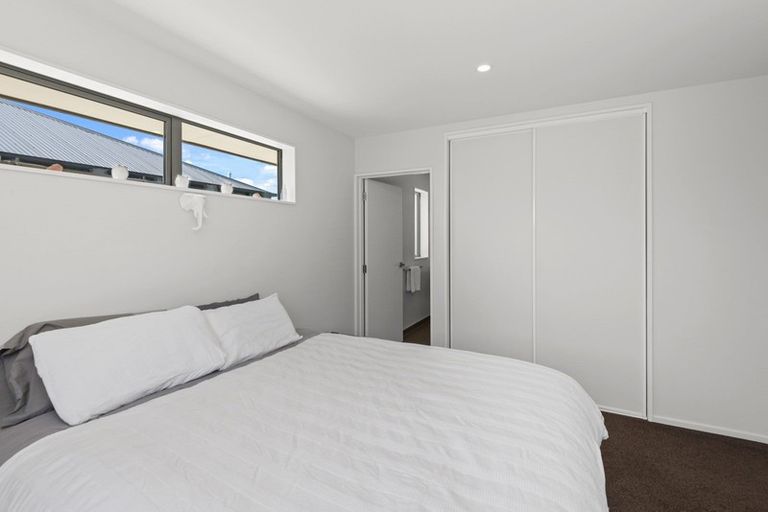 Photo of property in 33 Flint Road, Rolleston, 7614