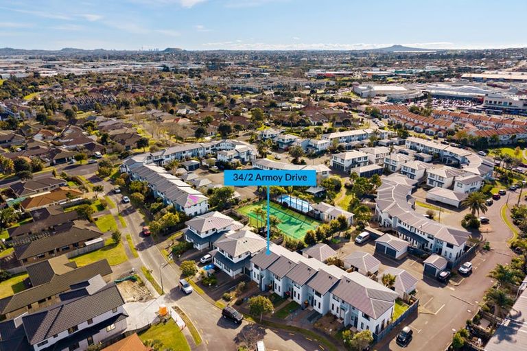 Photo of property in 34/2 Armoy Drive, East Tamaki, Auckland, 2016