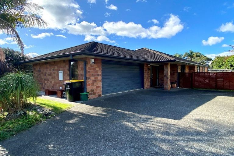 Photo of property in 2 Wouldbank Way, Welcome Bay, Tauranga, 3112