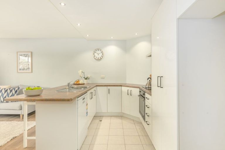 Photo of property in 1c/25 Maclean Street, Paraparaumu Beach, Paraparaumu, 5032