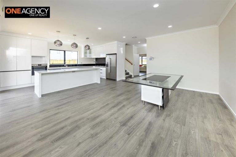 Photo of property in 45 Hikuawa Road, Flat Bush, Auckland, 2019