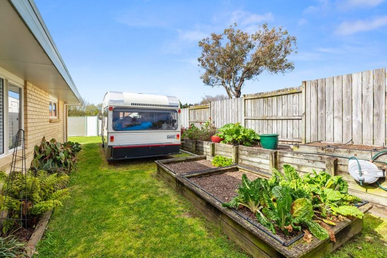 Photo of property in 2 Ashmore Court, Bethlehem, Tauranga, 3110