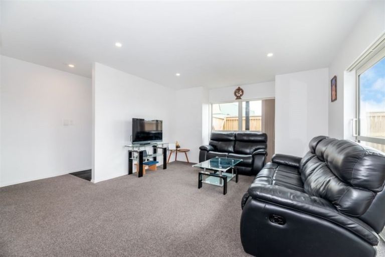 Photo of property in 3 Toutouwai Lane, Favona, Auckland, 2024