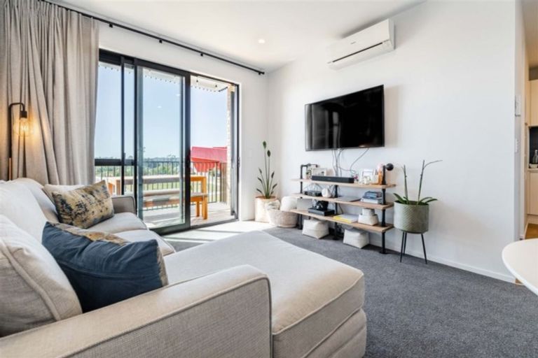 Photo of property in 104/77 Hobsonville Point Road, Hobsonville, Auckland, 0616