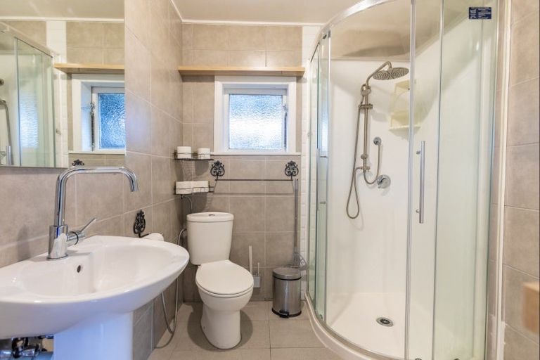 Photo of property in 21 Vogel Street, Woodville, 4920