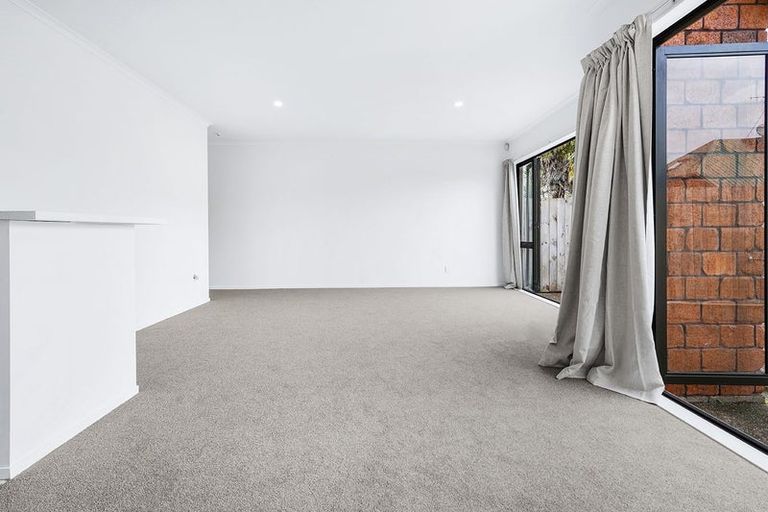 Photo of property in 12c Kelvin Place, Hamilton East, Hamilton, 3216