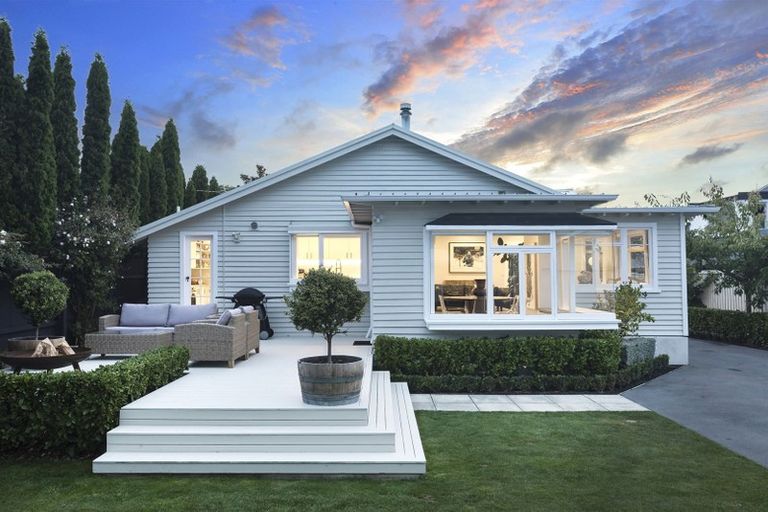 Photo of property in 26 Claremont Avenue, Papanui, Christchurch, 8053