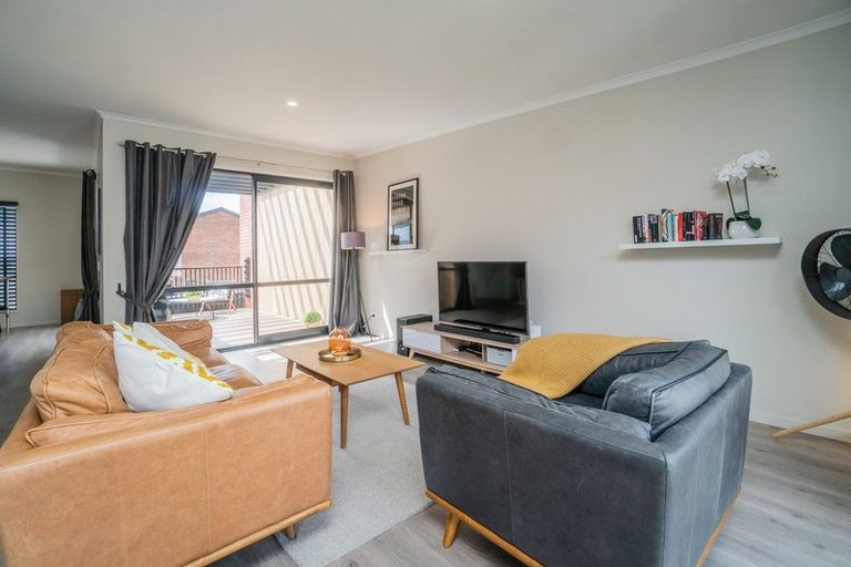 Photo of property in 18 Kerewhenua Crescent, Hobsonville, Auckland, 0616