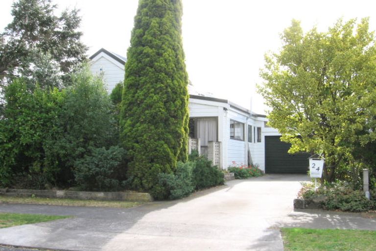 Photo of property in 24 Donegal Crescent, Tamatea, Napier, 4112