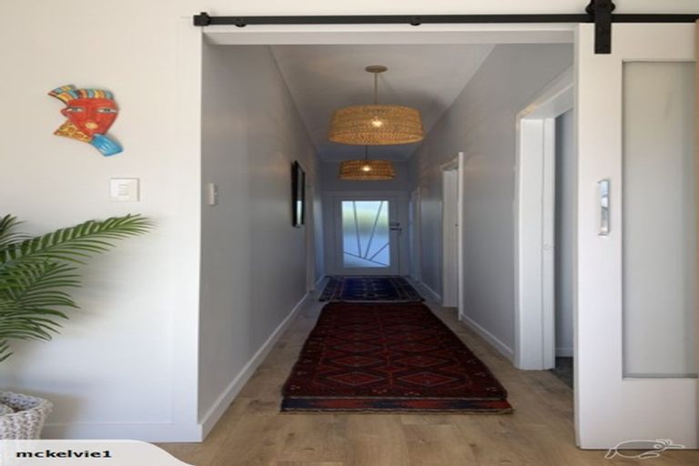 Photo of property in 40 Rua Street, Lyall Bay, Wellington, 6022