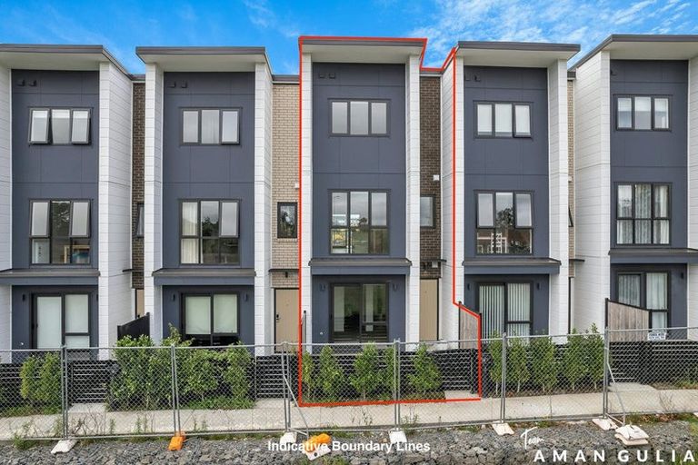 Photo of property in 5 Rakau Road, Hobsonville, Auckland, 0618