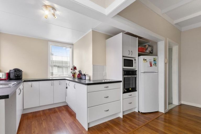 Photo of property in 16 Merton Street, Trentham, Upper Hutt, 5018