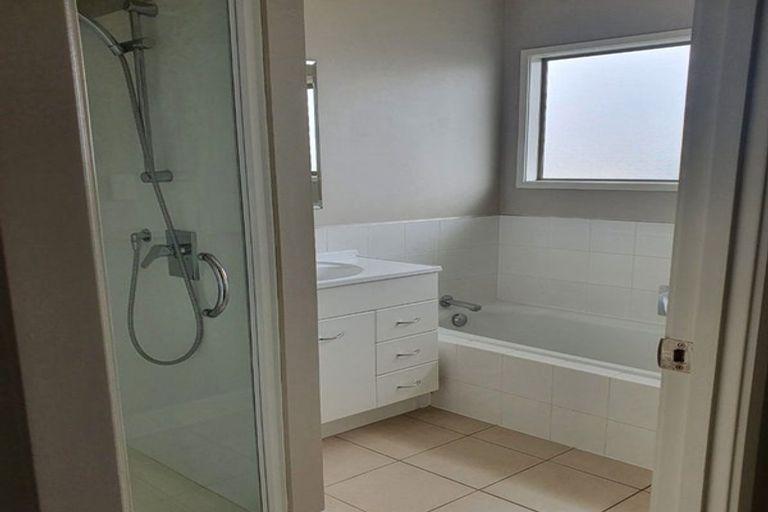 Photo of property in 14a Isabella Drive, Pukekohe, 2120