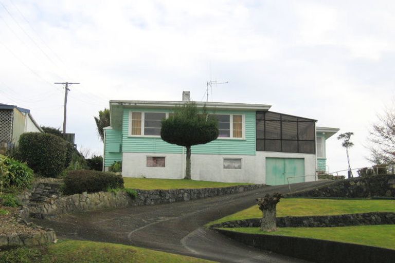 Photo of property in 122 Tuhikaramea Road, Dinsdale, Hamilton, 3204