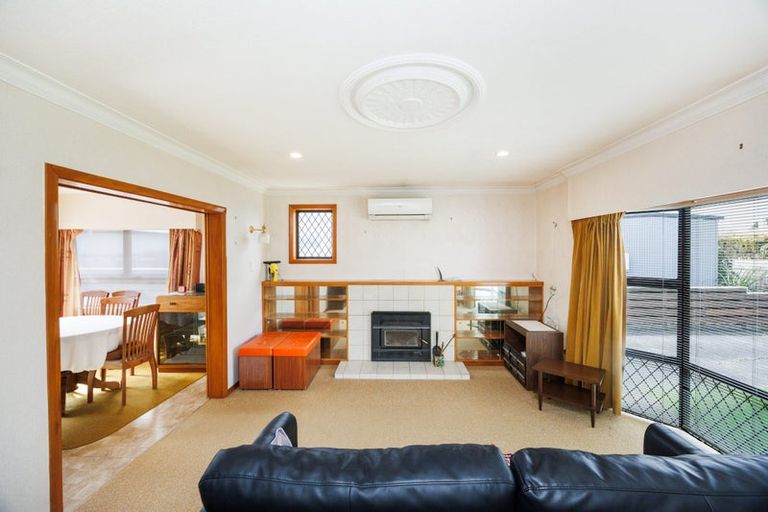 Photo of property in 257 College Street, West End, Palmerston North, 4412