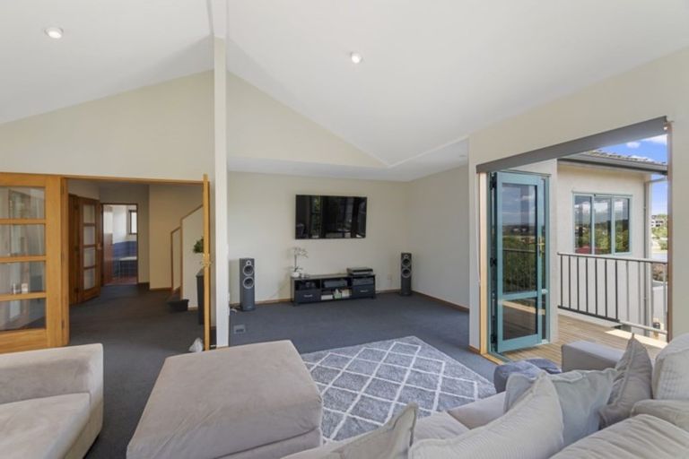 Photo of property in 13 West Ridge Drive, Western Heights, Hamilton, 3200