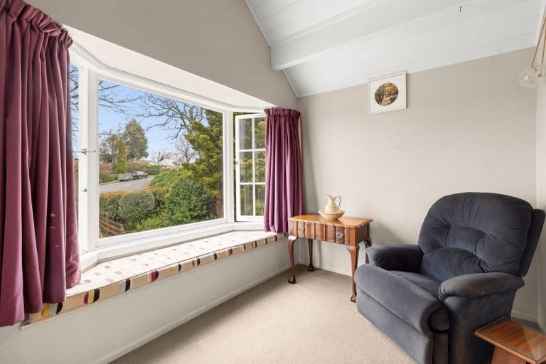 Photo of property in 11 Hall Street, Cambridge, 3434